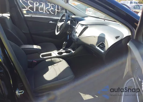 2018 Chevrolet Cruze Ls Auto z USA, uszkodzony, nr VIN 1G1BC5SM8J7228357